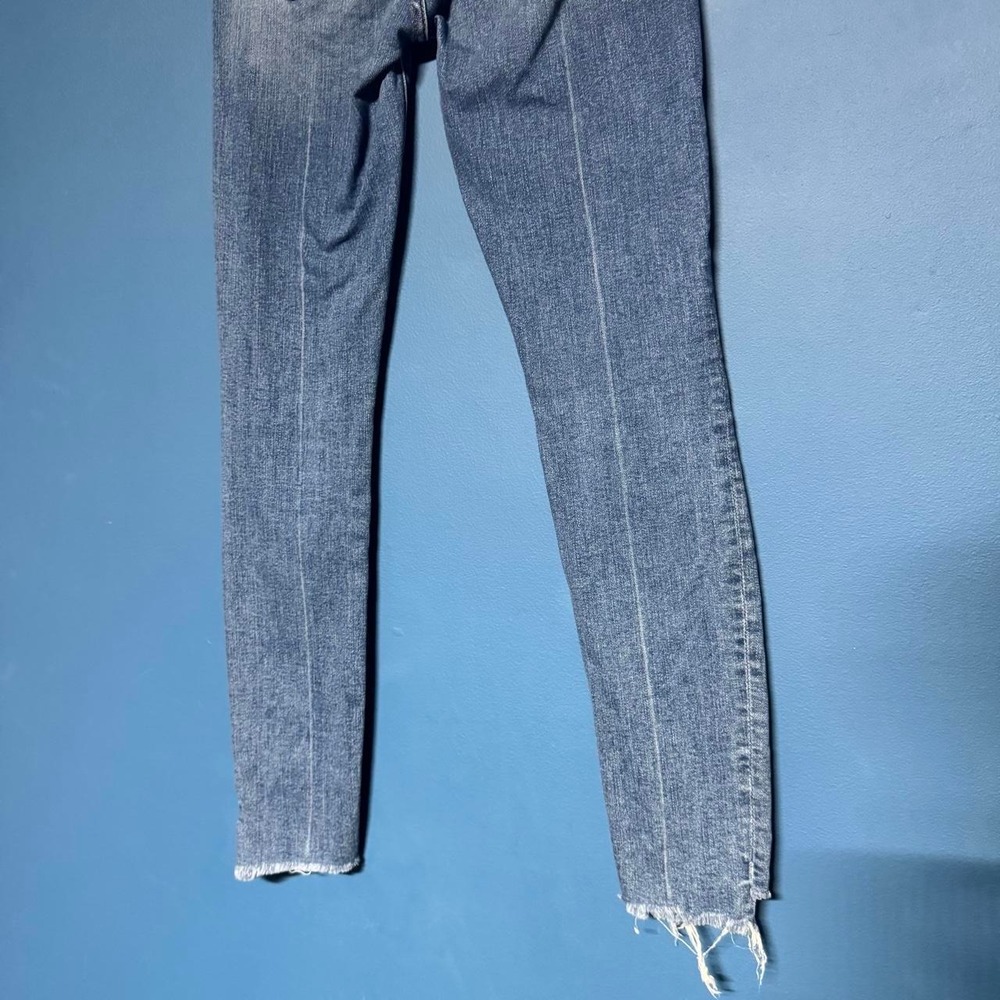 Mother The Stunner Zip Ankle Step Fray Jeans Women's Size 25 Light Wash Skinny - Picture 7 of 8